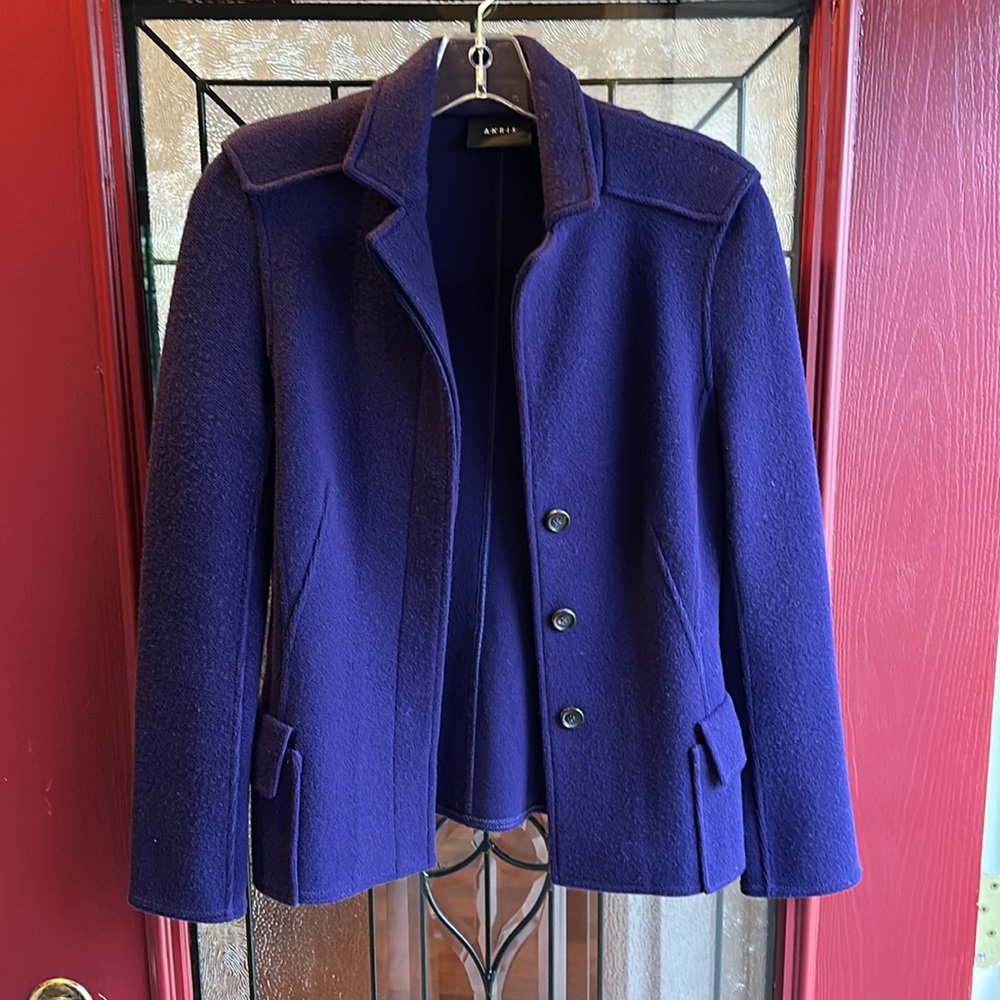 Akris sweater/ blazer size 8 cashmere